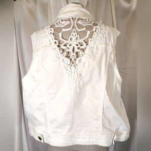 Harber Liv Denim Crop Vest, Women, White Lace Panel, Collar, BttnUp, Pckts,20W